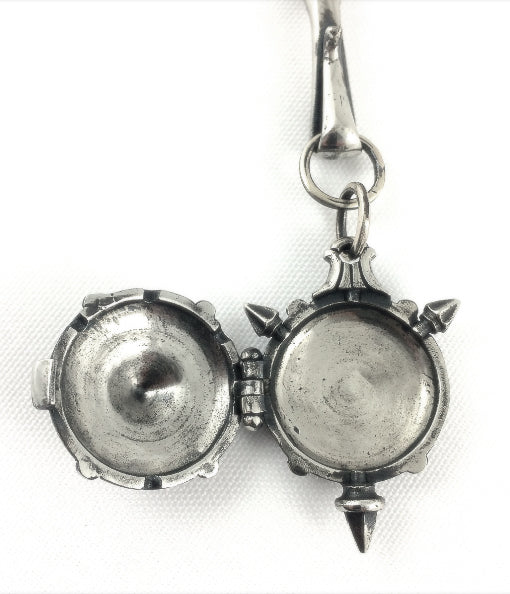 cross collar w prism locket